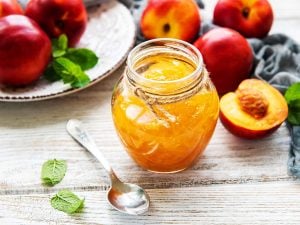 Confiture de nectarines à la vanille