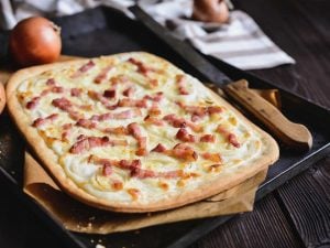 Flammenküche aux légumes d’hiver
