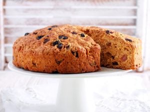 Gâteau aux carottes et aux raisins secs