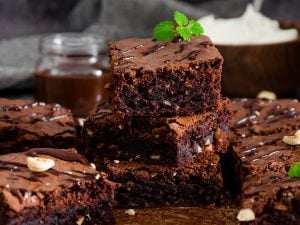Moelleux au chocolat, noix et noisettes
