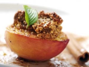 Nectarines farcies au biscuit Amaretti