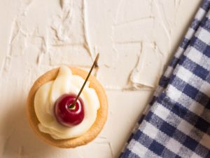 Petits Financiers aux cerises et à la rose