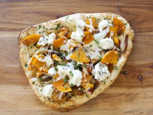 Pizza à la courge butternut et au chèvre