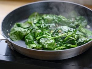 Poêlée de fanes de radis