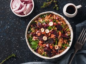 Salade de champignons à la noisette