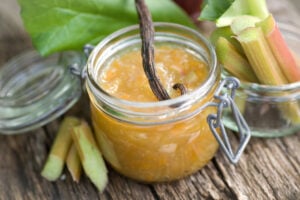 Compote de rhubarbe