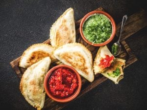Empanadas au fromage et brocolis