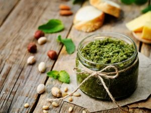 Pesto de laitue à la pistache