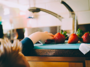 10 conseils pour faire manger des fruits et légumes aux enfants