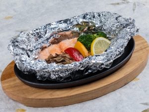 Papillote de saumon aux brocolis et shiitakés