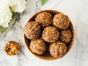 Energy balls aux dattes, amandes et noix