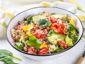 Salade de concombre et quinoa
