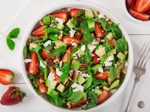 Salade de fraises et épinards