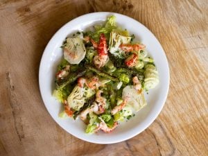 Salade d’artichauts aux crevettes