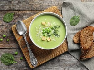 Soupe aux pois gourmands
