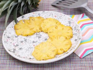 Ananas rôti au four