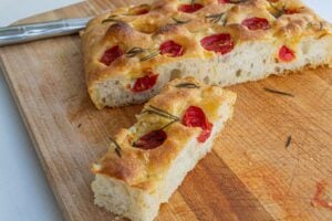 Focaccia aux tomates cerises