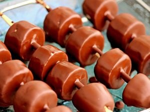 Brochettes banane et chocolat