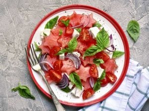 Salade de pastèque et tomates