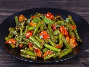 Salade de tomates, courgettes et haricots verts