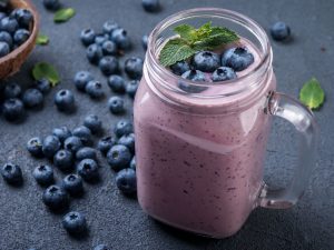 Smoothie aux myrtilles