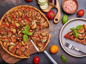 Tarte fine aux aubergines