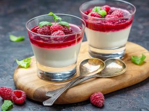 Panna cotta aux fruits rouges