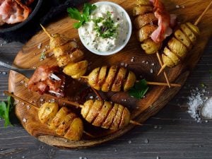 Brochettes de pommes de terre