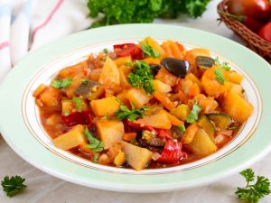 Pommes de terre suédoises aux tomates