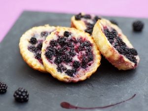 Tartelettes sablées aux mûres