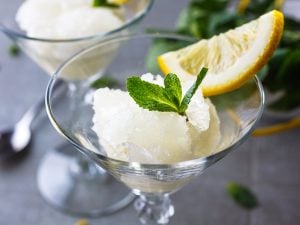 Glace à l’eau au citron