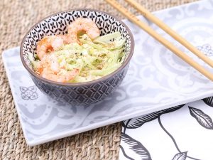 Salade express chou et crevettes