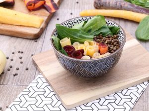 Bowl mâche, lentilles et carottes multicolores