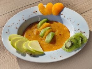 Compote et suprêmes de fruits frais