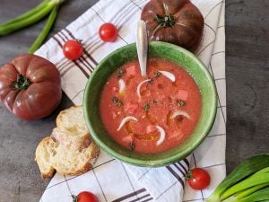 Gaspacho de tomates et pastèque