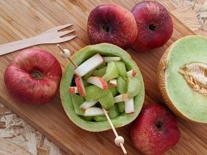Salade de melon galia et nectarines plates