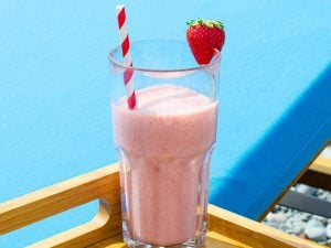 Milk-shake végétal aux fraises