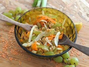 Salade de lentilles corail au fenouil, raisin et comté