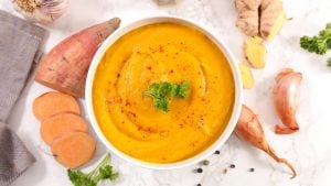 Velouté de patates douces et pois chiches
