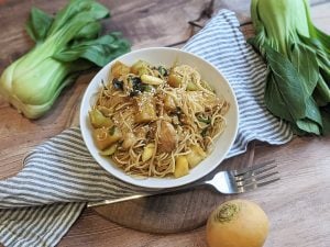 Wok au pak choï et navet