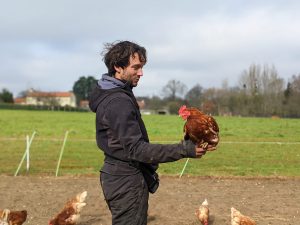 L’Eco-ferme de Josselin et Claire vous fera prendre de la graine !