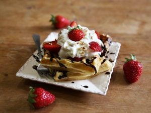 Gaufres aux fraises et chocolat
