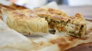 Quiche au chèvre, poivron et courgette