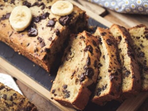 Cake moelleux banane-chocolat